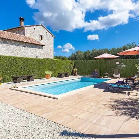 House Ulika Hébergement de vacances