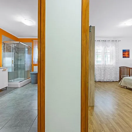 Vikendica House Ulika *