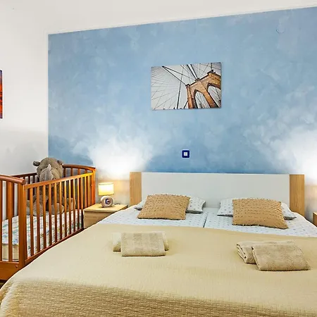 Nyaraló House Ulika Svetvinčenat
